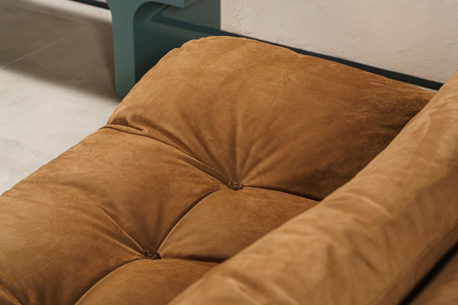Baxter Диван двухместный Milano Kashmir Cognac от Baxter — в интерьере