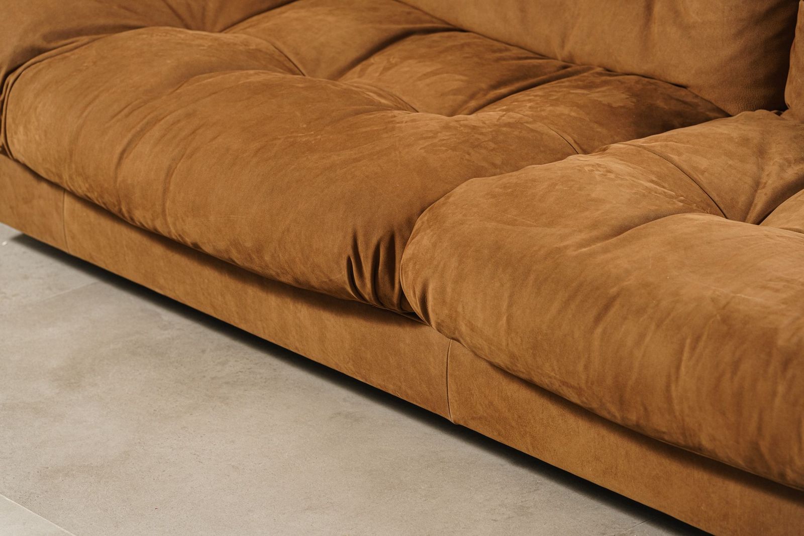 Baxter Диван двухместный Milano Kashmir Cognac от Baxter — в интерьере