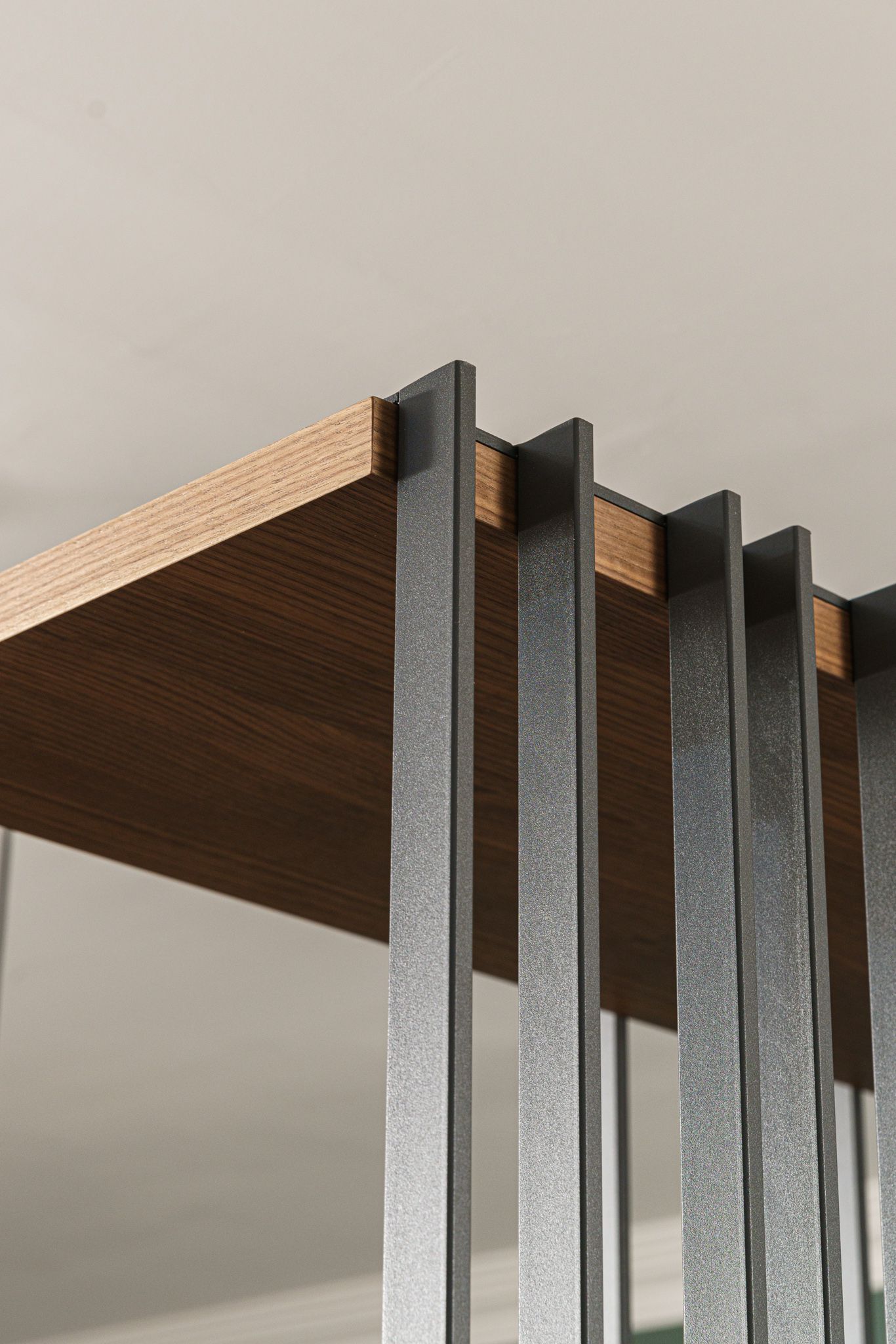 Cattelan Italia Стеллаж Arsenal Canaletto Walnut от Cattelan Italia — в интерьере