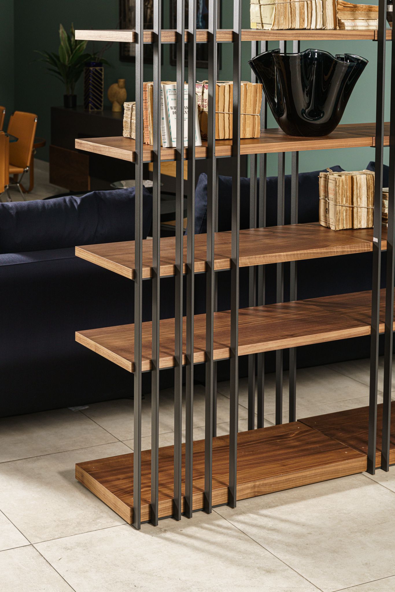 Cattelan Italia Стеллаж Arsenal Canaletto Walnut от Cattelan Italia — в интерьере