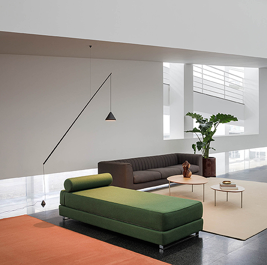 Vibia Подвесной торшер North 5666 Black от Vibia — в интерьере