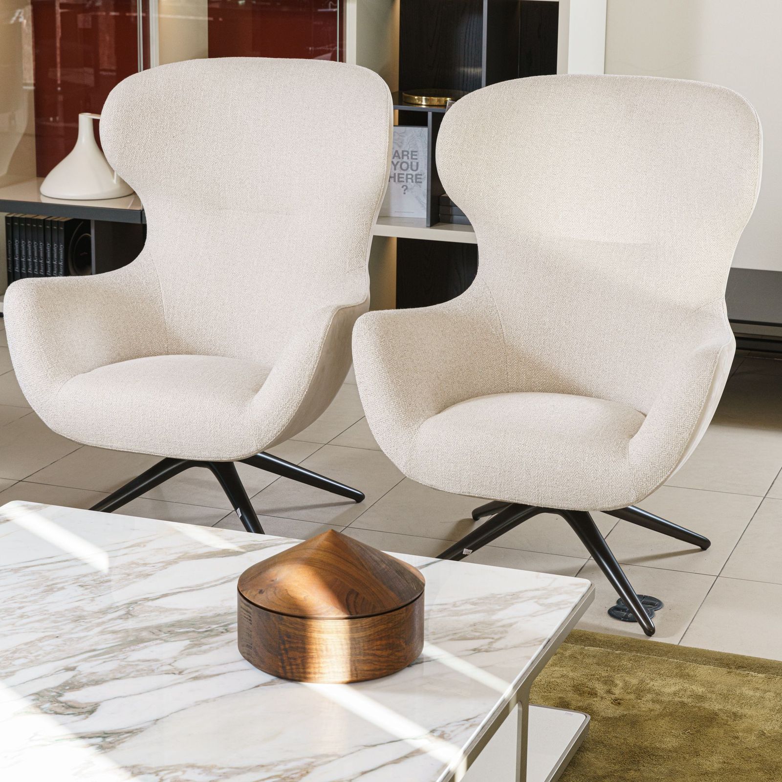 Poliform Кресло Mad Joker swivel от Poliform — в интерьере