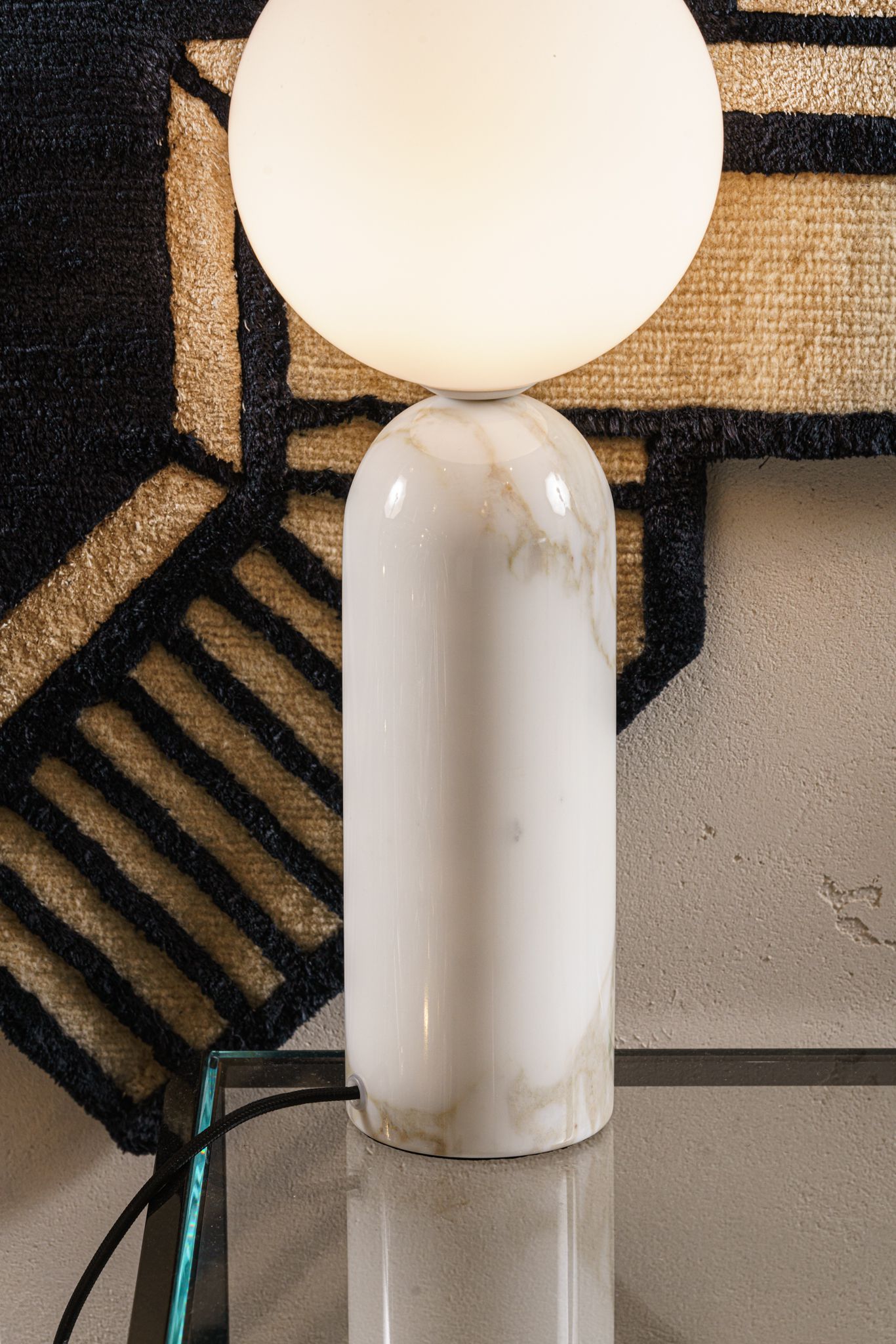 Contardi Настольная лампа Emma TA White Calacatta Marble от Contardi — в интерьере