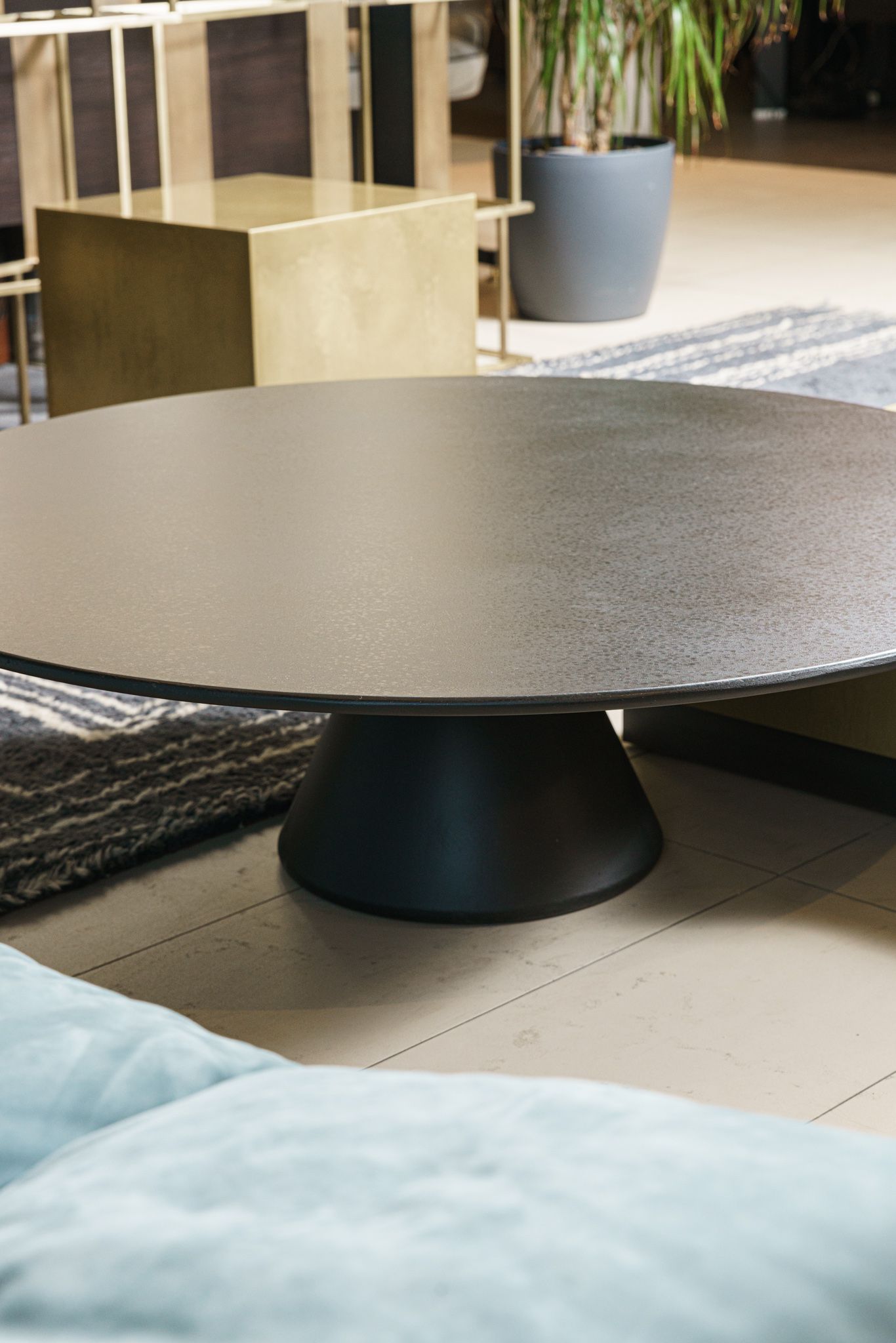 Baxter Журнальный столик Jove 110 h33 от Baxter — в интерьере