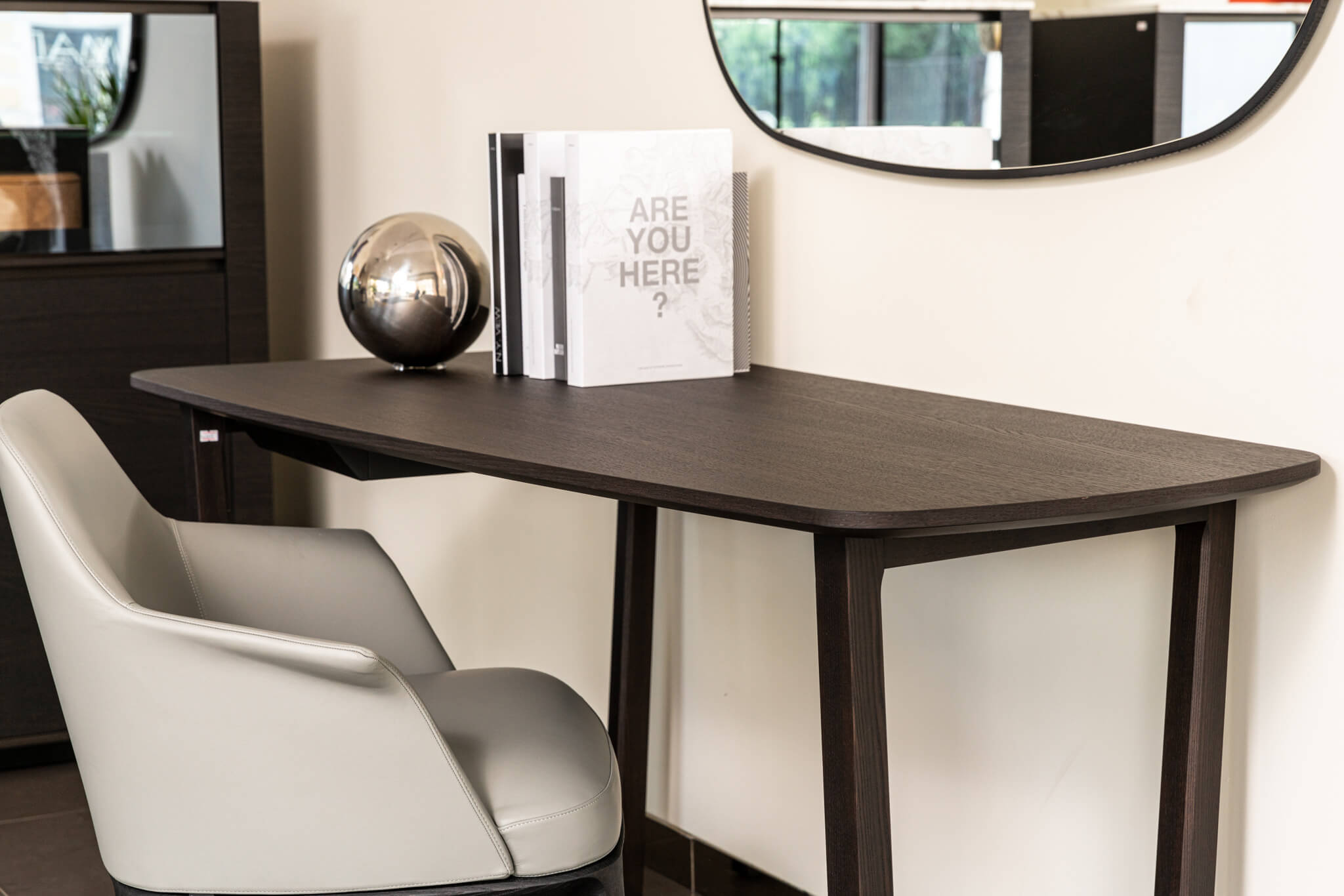 Poliform Письменный стол Concorde Oak Spessart от Poliform — в интерьере