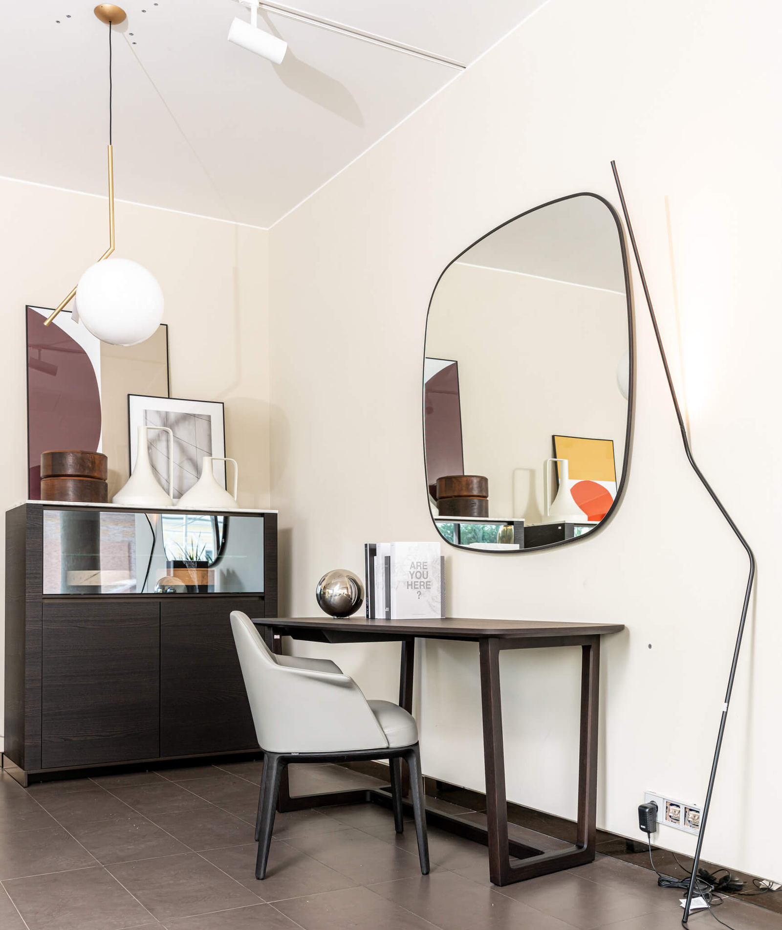 Poliform Письменный стол Concorde Oak Spessart от Poliform — в интерьере