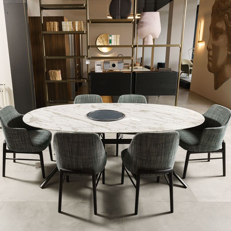 Poliform Стол Mondrian Calacatta oro lucido от Poliform — в интерьере