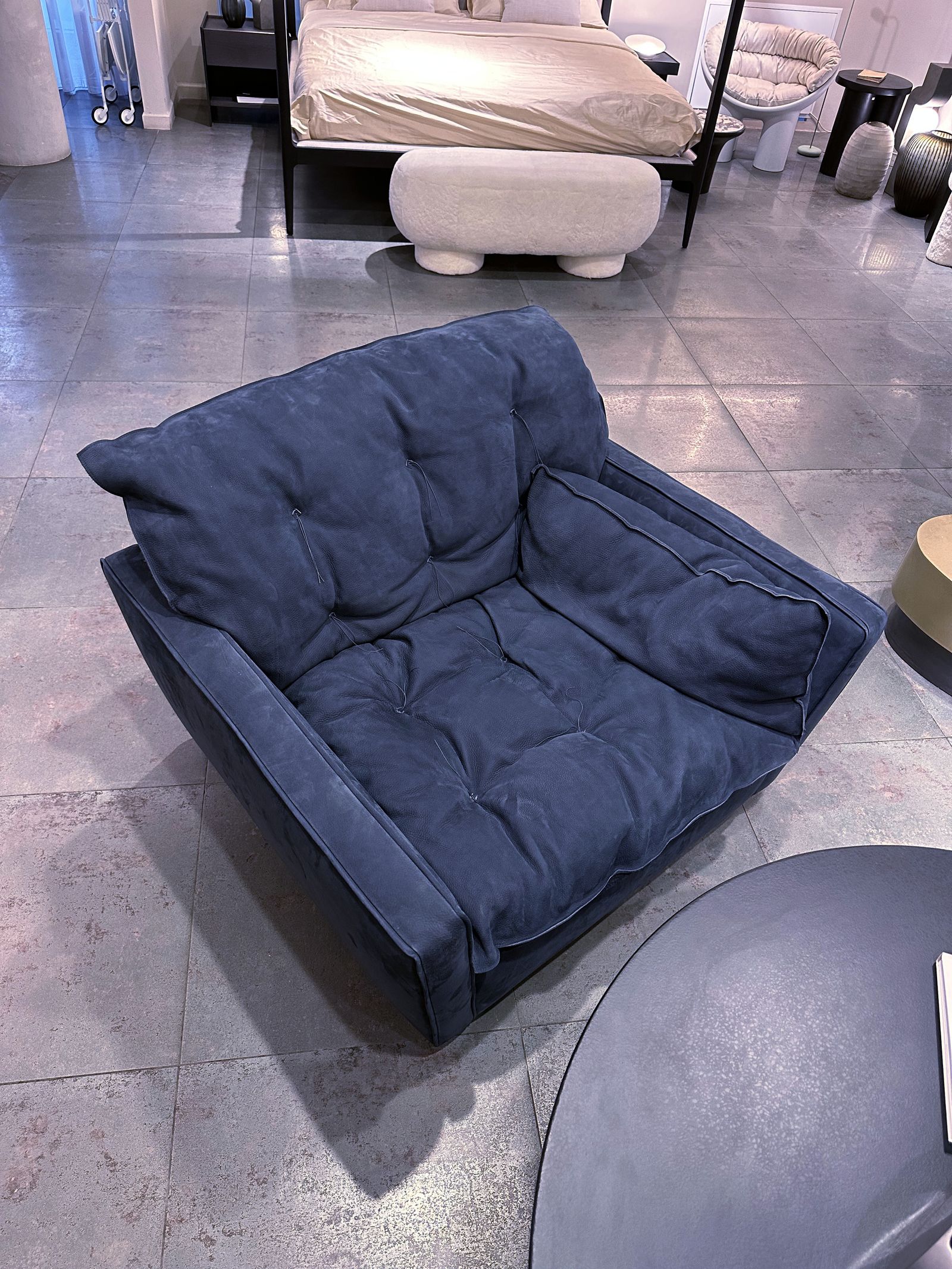 Baxter Кресло Sorrento Nabuck Night от Baxter — в интерьере