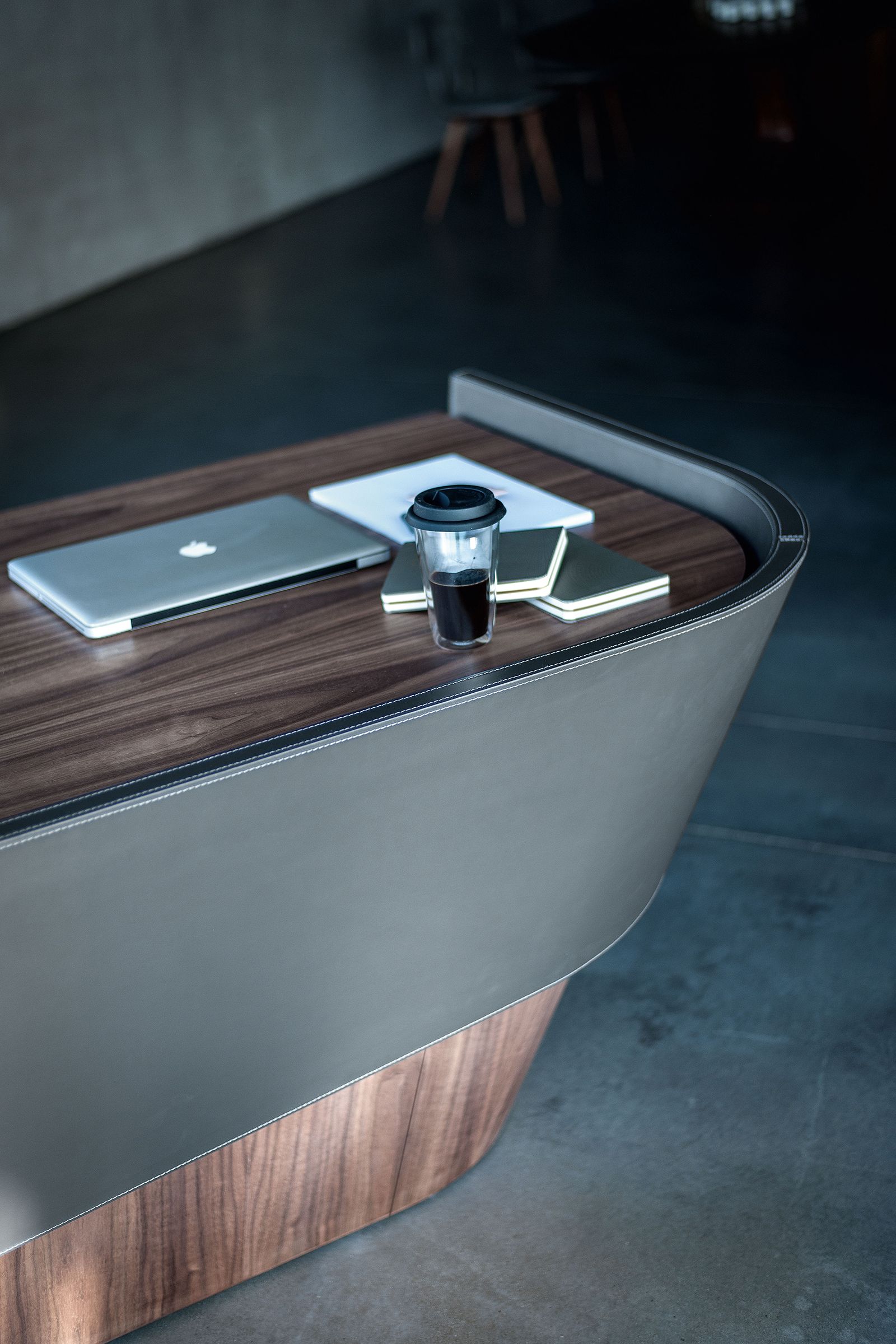Riva 1920 Письменный стол Klip от Riva 1920 — в интерьере