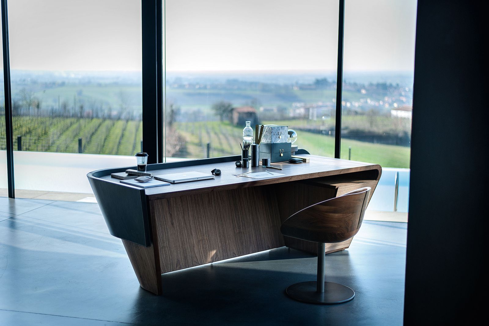 Riva 1920 Письменный стол Klip от Riva 1920 — в интерьере