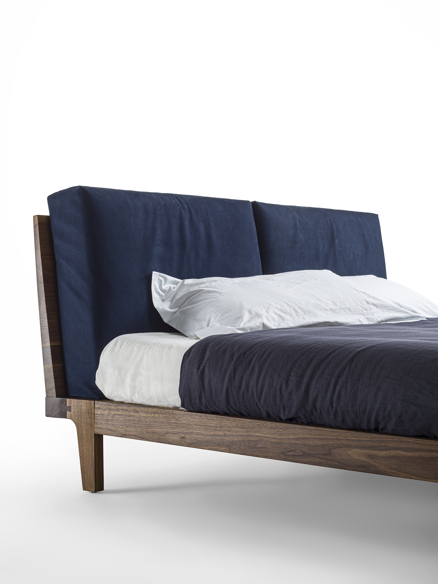 Riva 1920 Кровать Revo Soft от Riva 1920 — в интерьере
