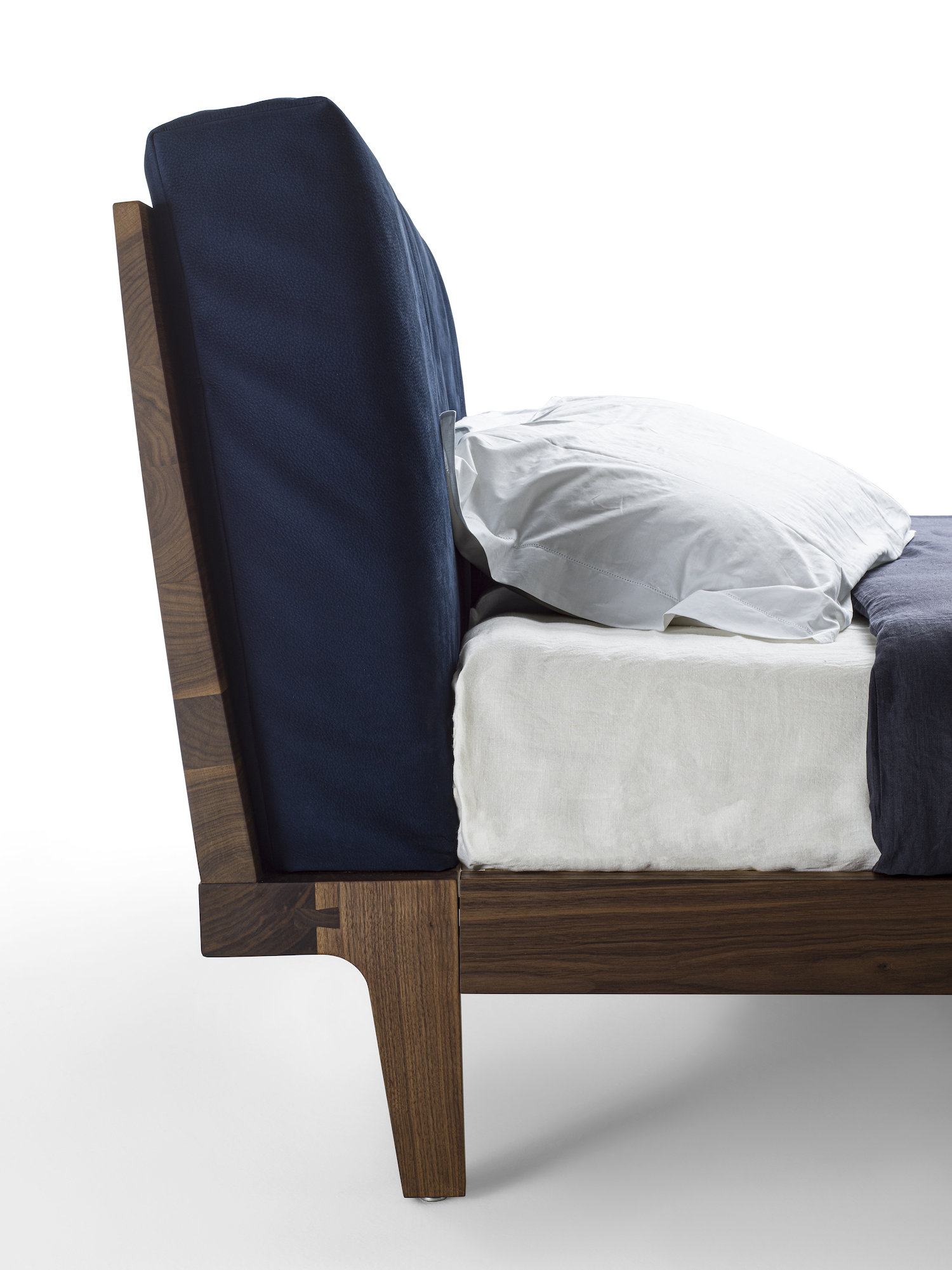 Riva 1920 Кровать Revo Soft от Riva 1920 — в интерьере