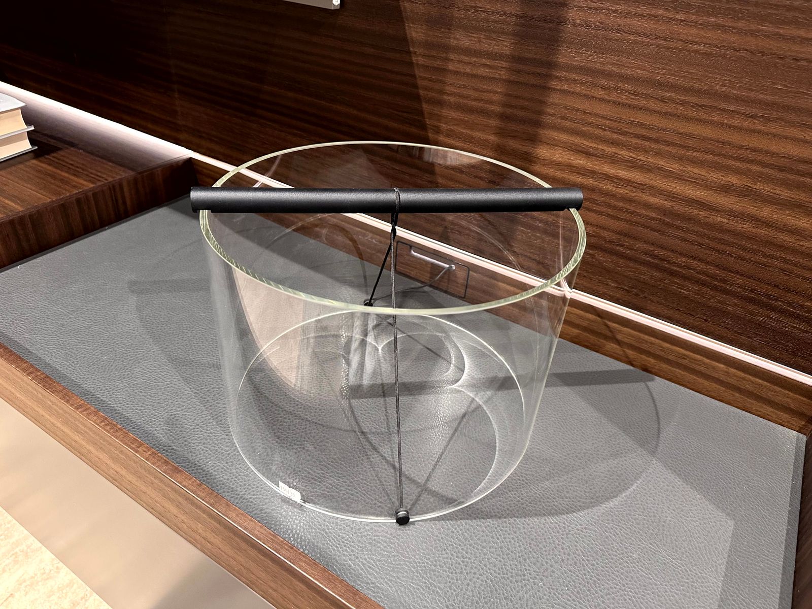 Flos Настольная лампа To-Tie T1 / T3 от Flos — в интерьере