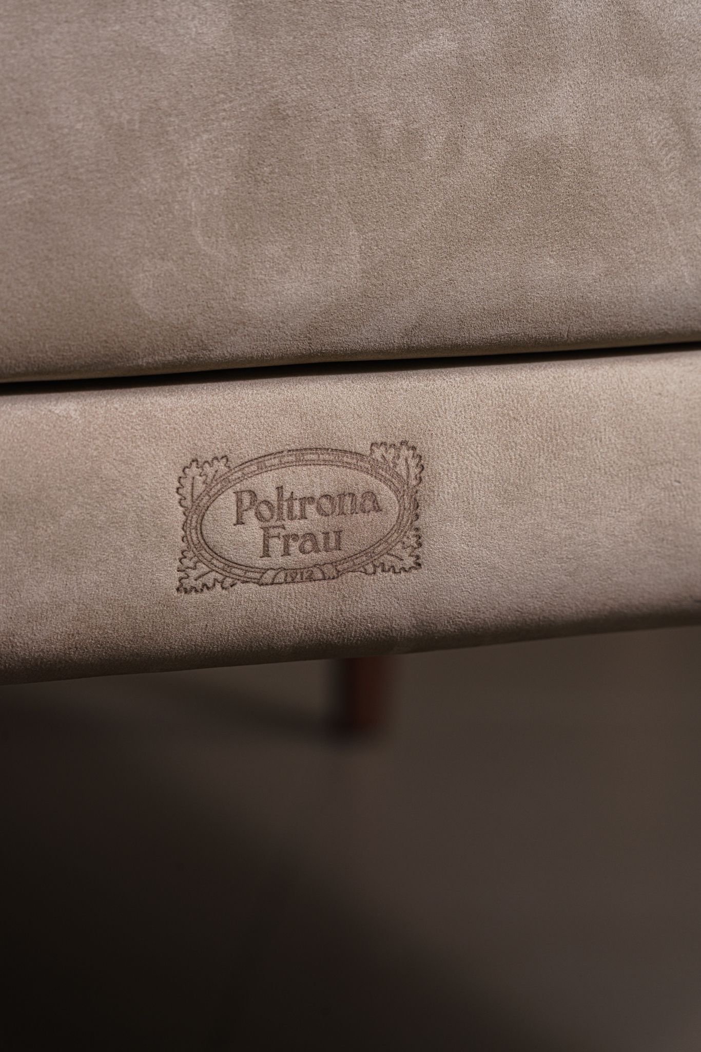 Poltrona Frau Кресло Dezza 24 от Poltrona Frau — в интерьере