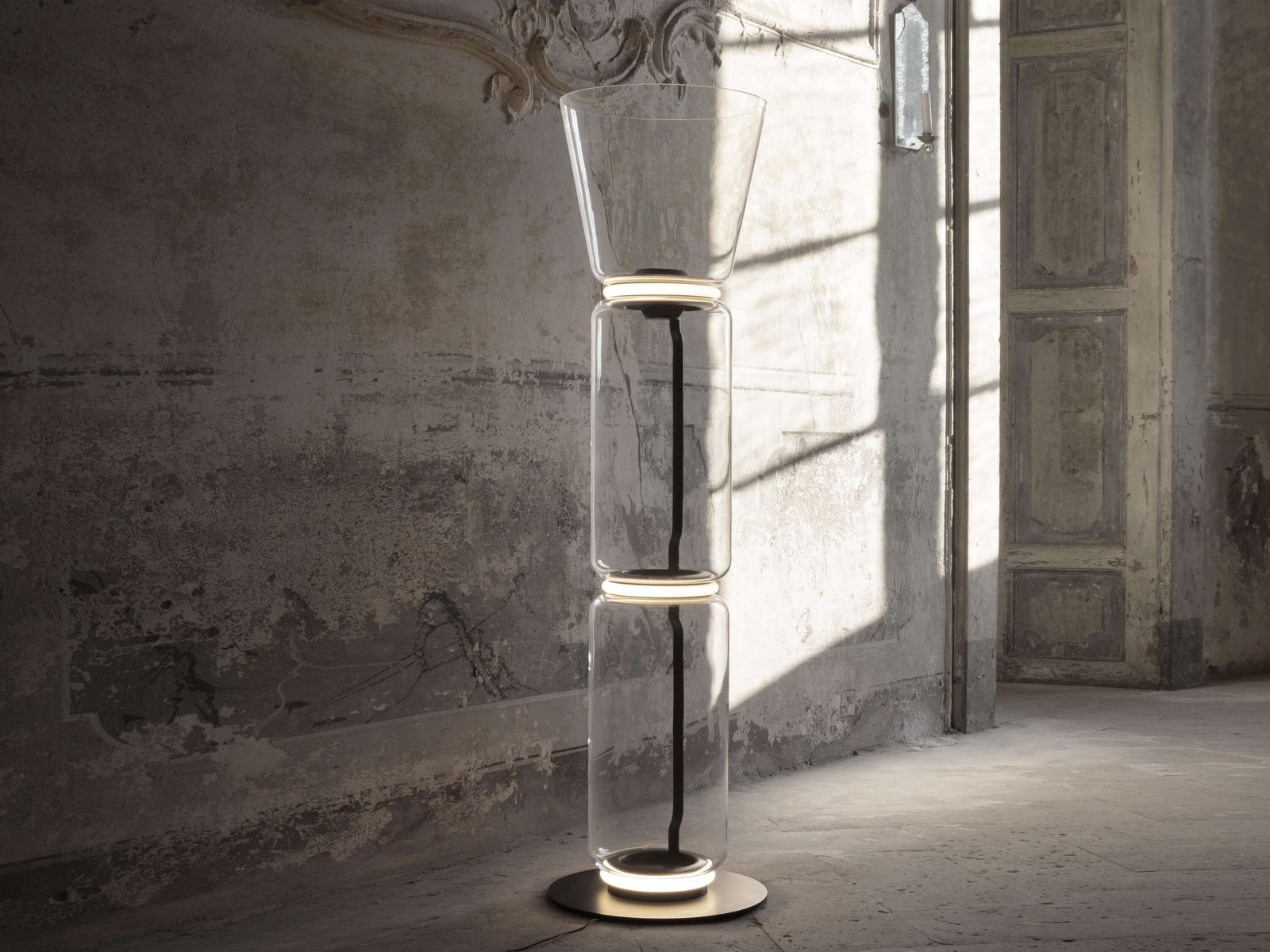 Flos Торшер Noctambule от Flos — в интерьере