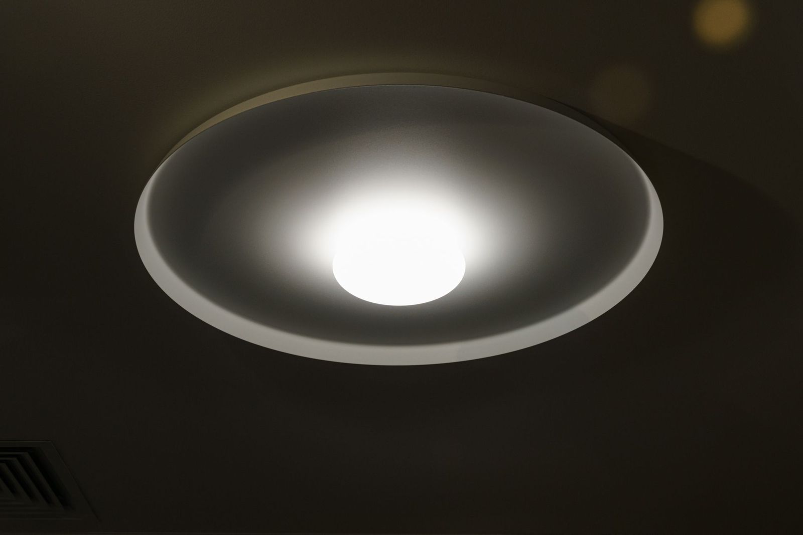 Vibia Потолочный светильник Top 1170 White от Vibia — в интерьере