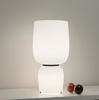 Vibia Настольная лампа Ghost от Vibia — в интерьере