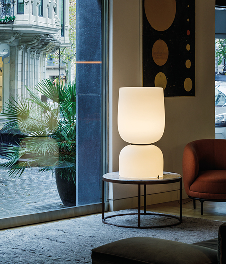 Vibia Настольная лампа Ghost от Vibia — в интерьере