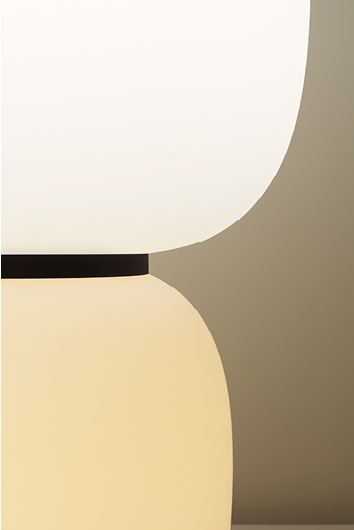 Vibia Настольная лампа Ghost от Vibia — в интерьере