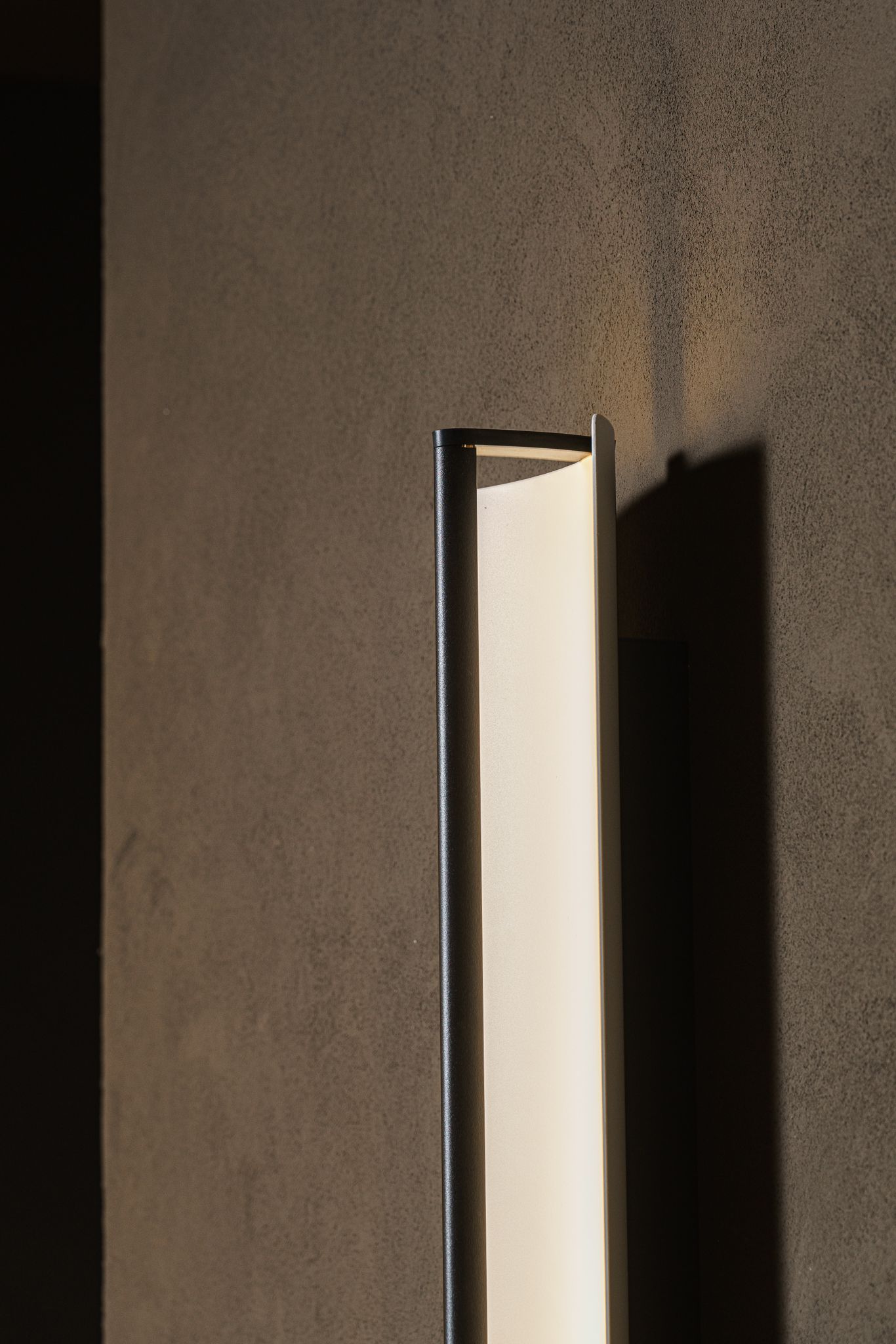 Vibia Бра Kontorno 6414 от Vibia — в интерьере