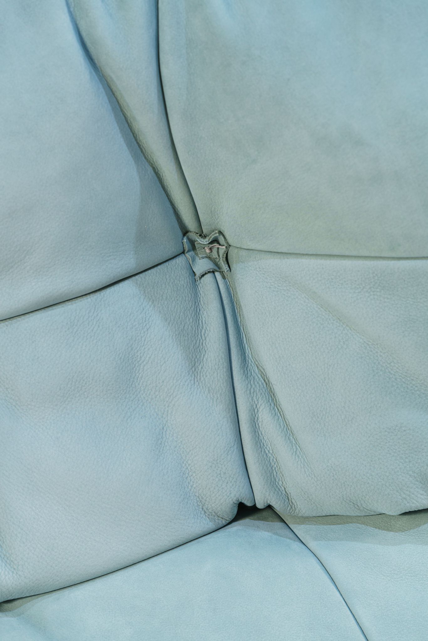 Baxter Кресло Milano Kashmir Turquoise от Baxter — в интерьере