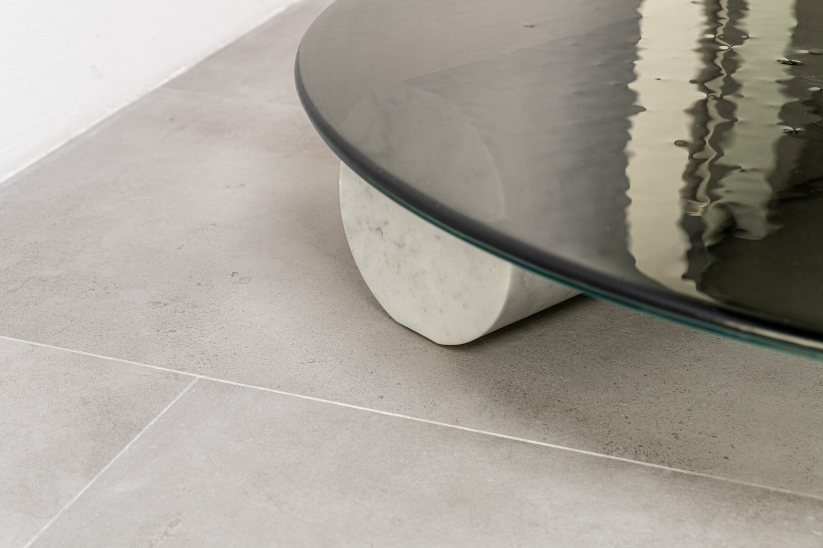 Baxter Журнальный столик Verre Bianco Giola marble от Baxter — в интерьере