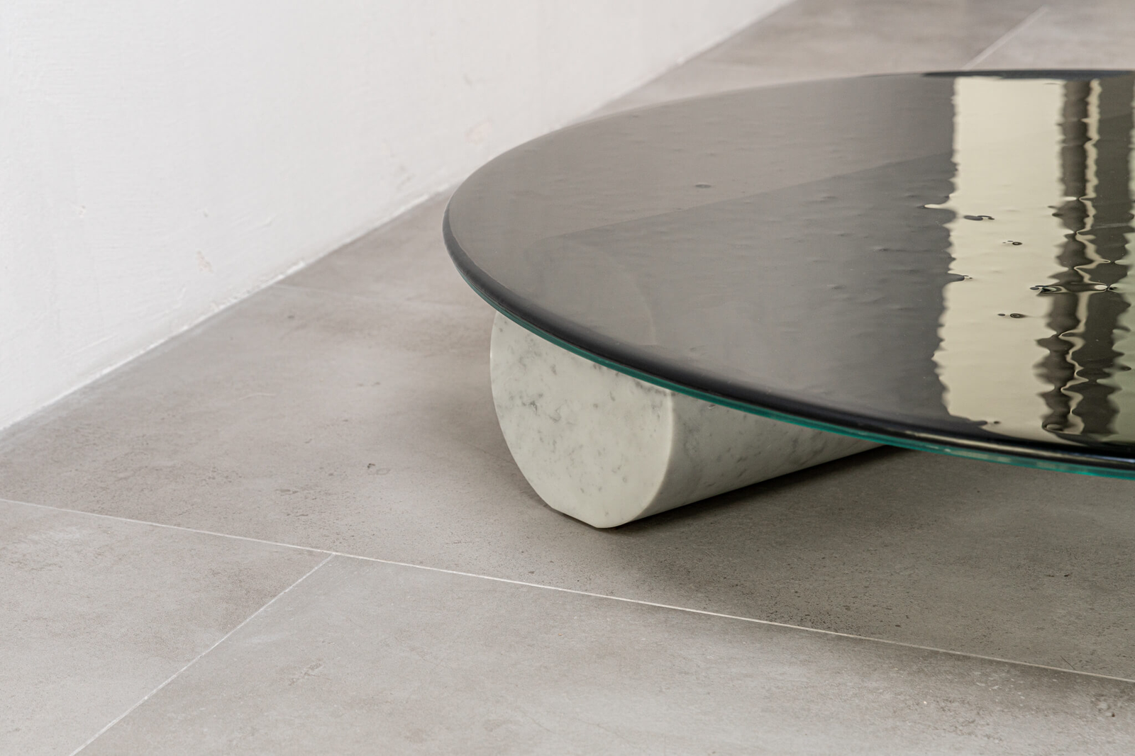 Baxter Журнальный столик Verre Bianco Giola marble от Baxter — в интерьере