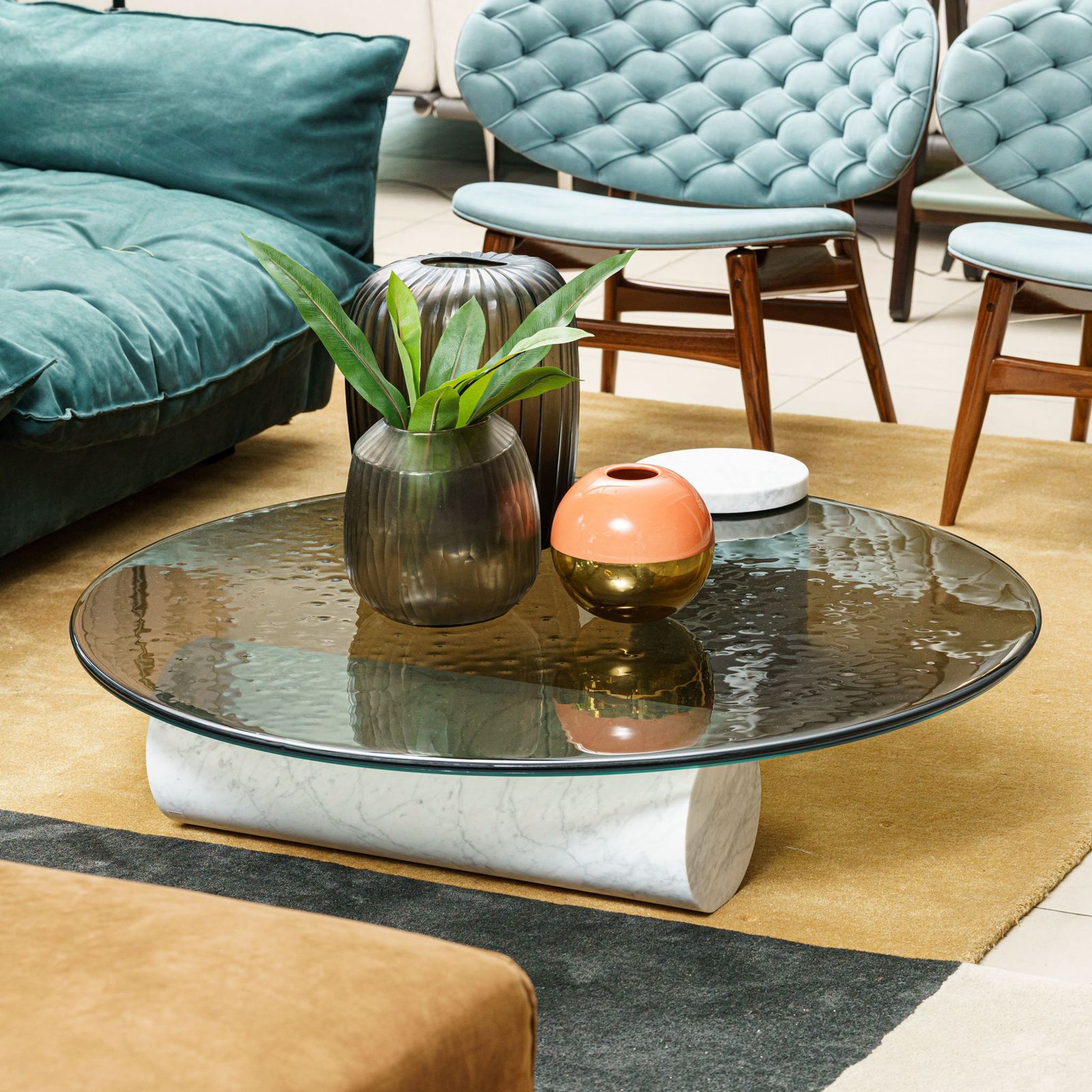 Baxter Журнальный столик Verre Bianco Giola marble от Baxter — в интерьере
