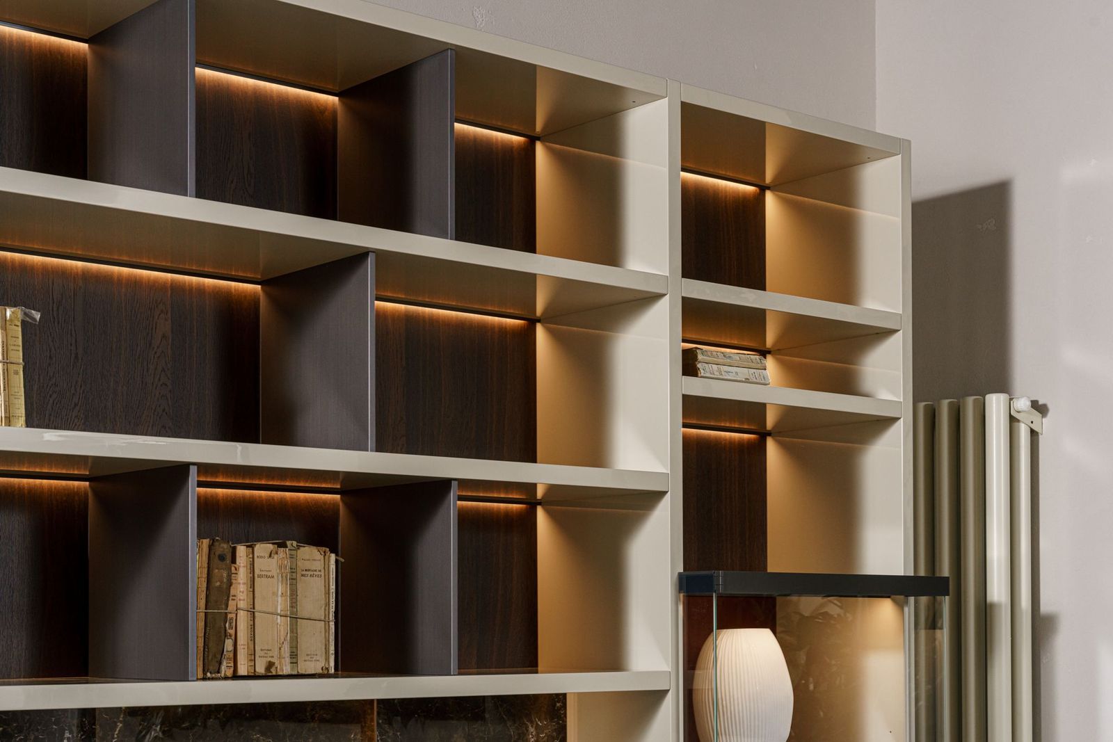 Poliform Стеллаж Wall System от Poliform — в интерьере