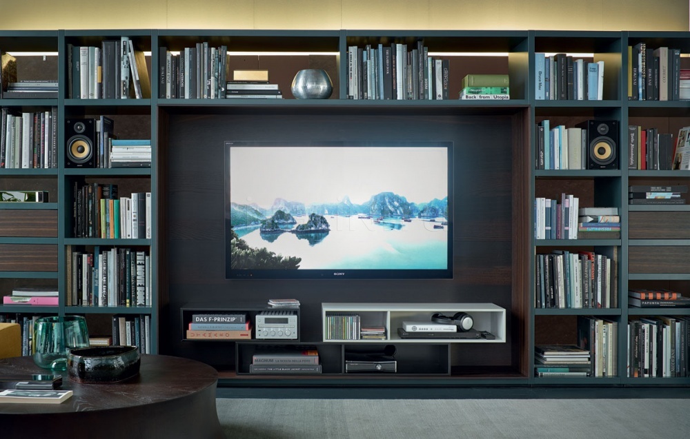 Poliform Стеллаж Wall System от Poliform — в интерьере