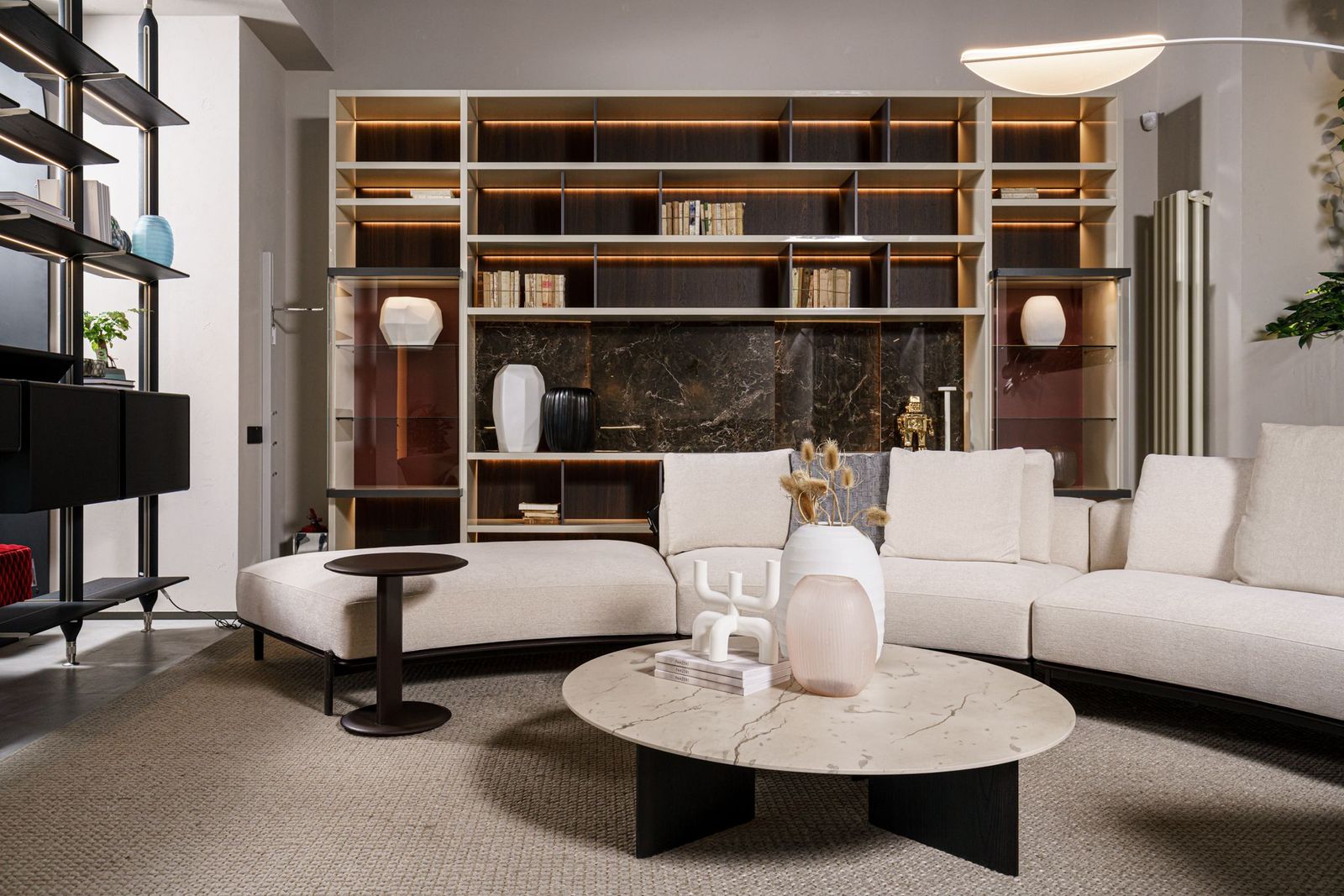 Poliform Стеллаж Wall System от Poliform — в интерьере