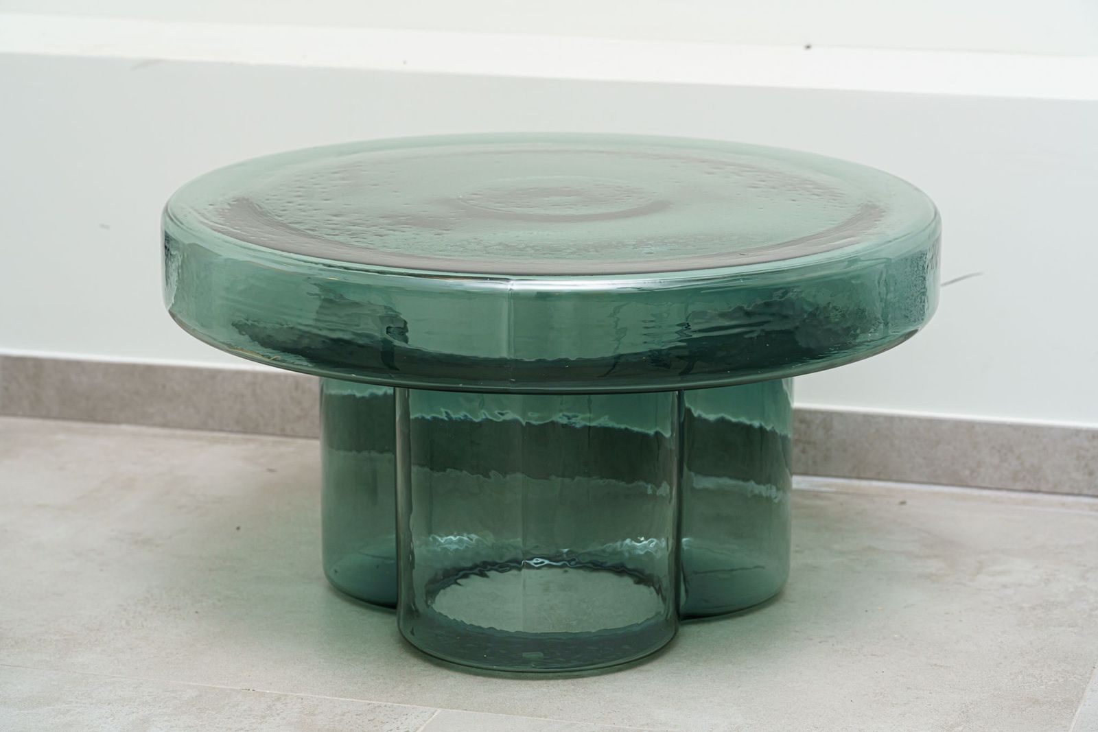 Miniforms Журнальный столик Soda Petrol Green d55 от Miniforms — в интерьере