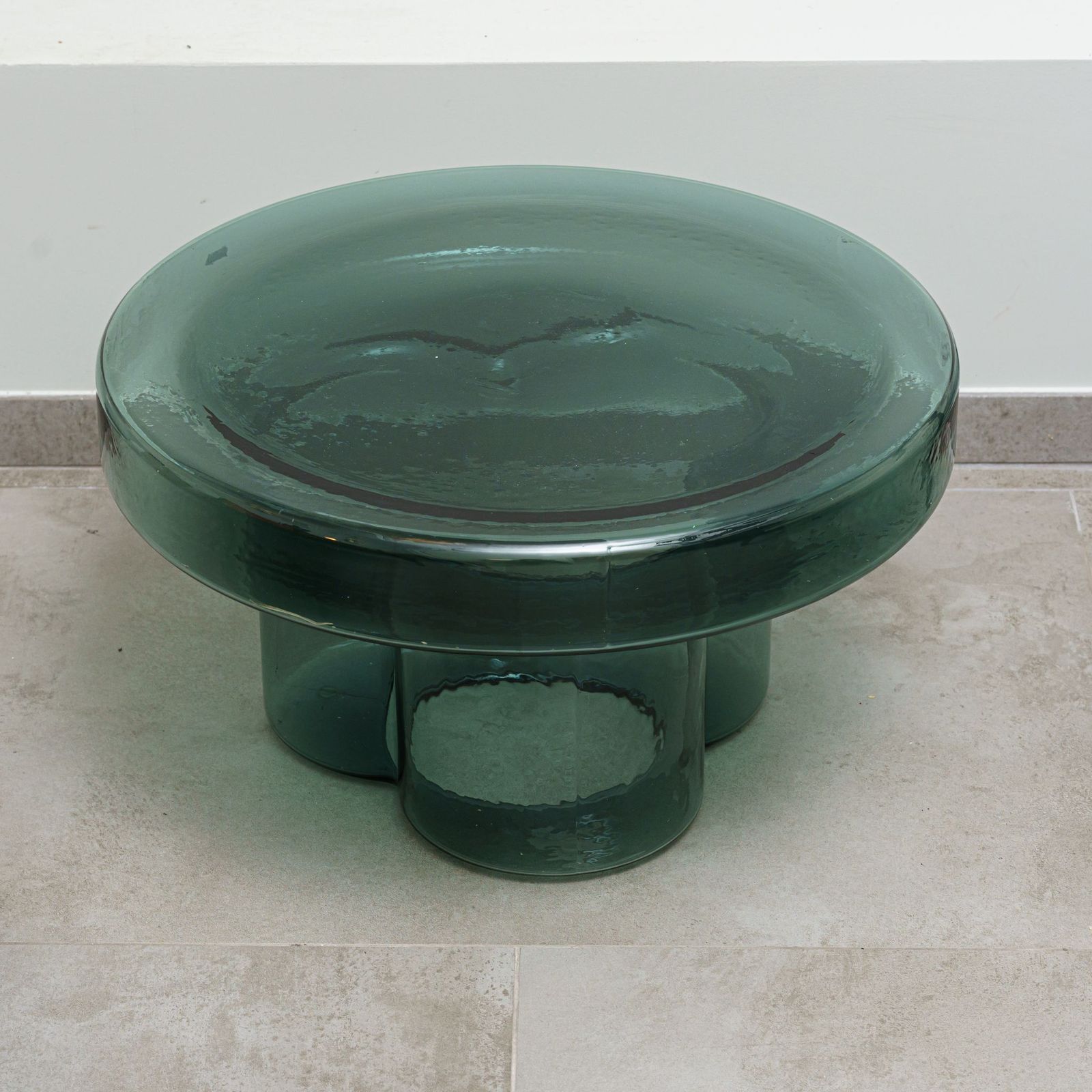 Miniforms Журнальный столик Soda Petrol Green d55 от Miniforms — в интерьере