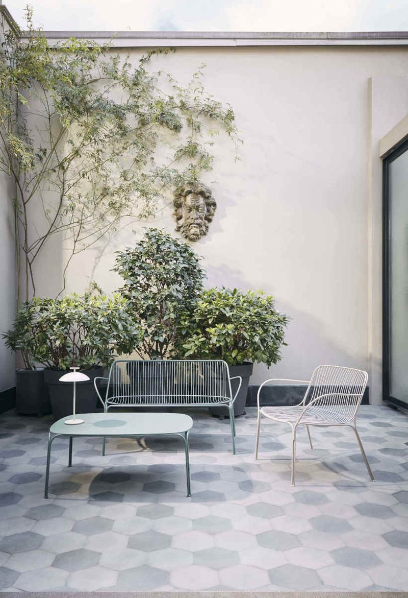 Kartell Уличный диван Hiray от Kartell — в интерьере