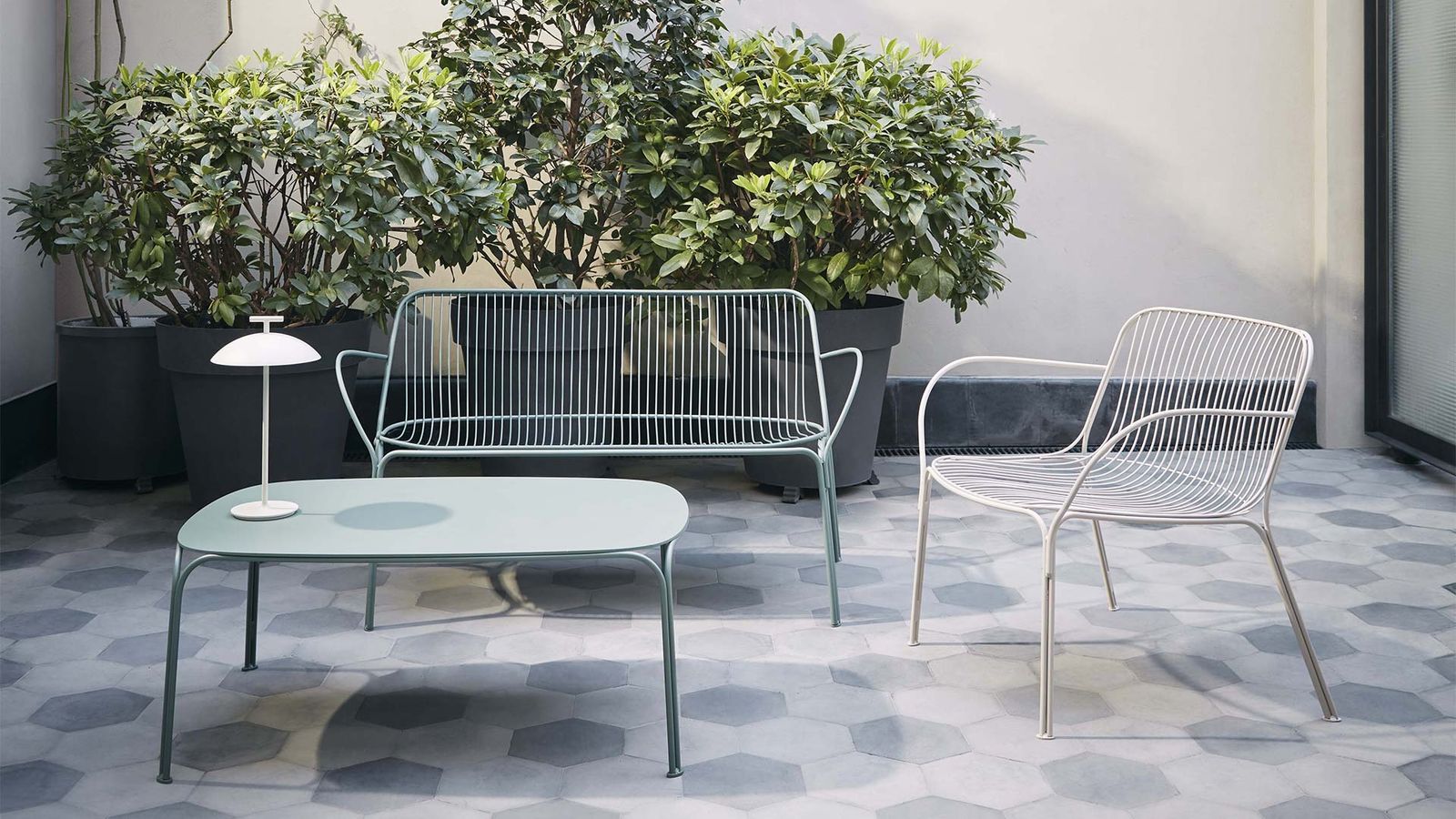 Kartell Уличный диван Hiray от Kartell — в интерьере