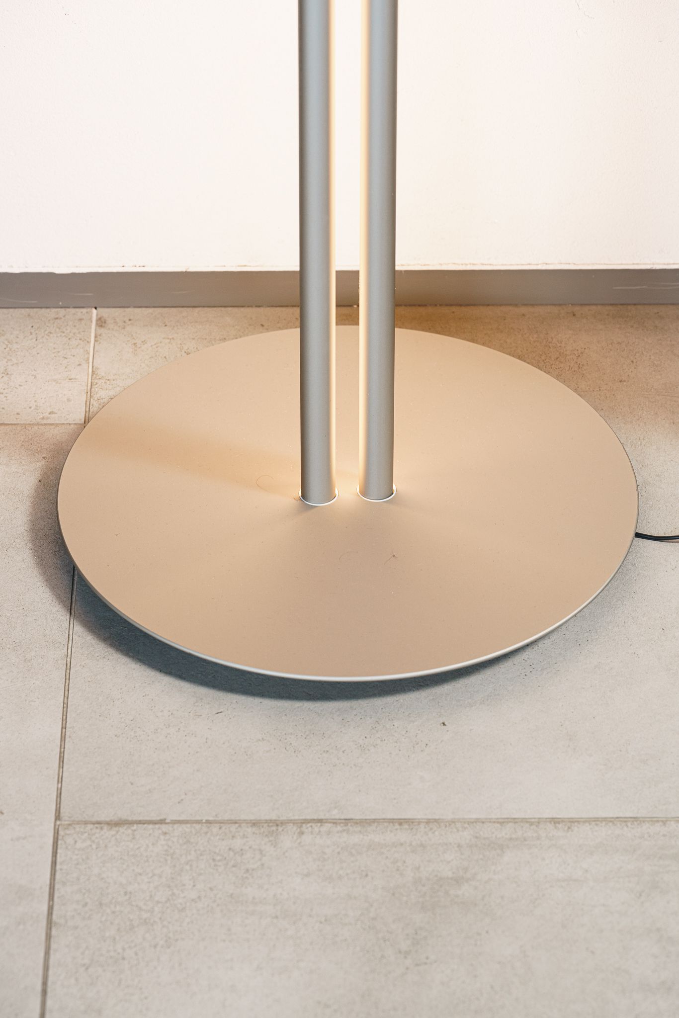 Flos Торшер Coordinates F F1801033 от Flos — в интерьере