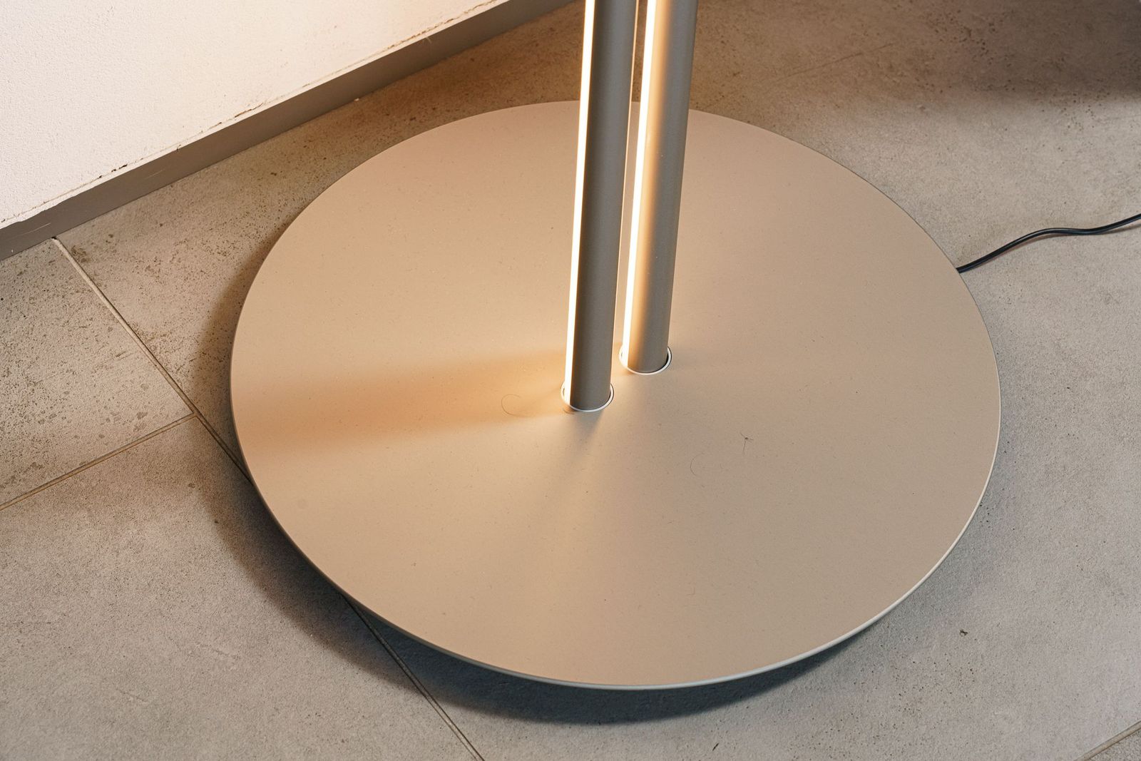 Flos Торшер Coordinates F F1801033 от Flos — в интерьере