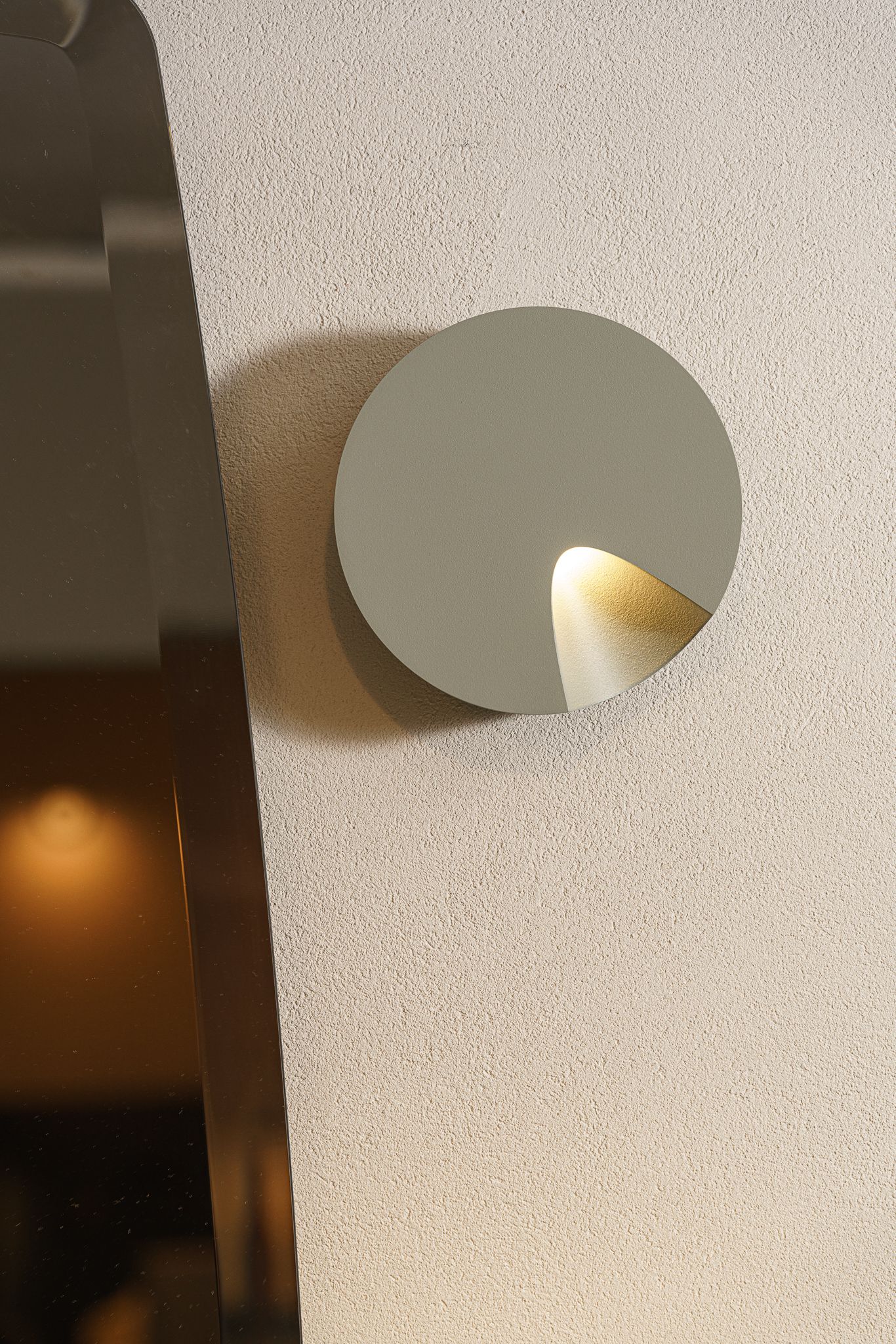Vibia Бра Dots 4662 Green от Vibia — в интерьере