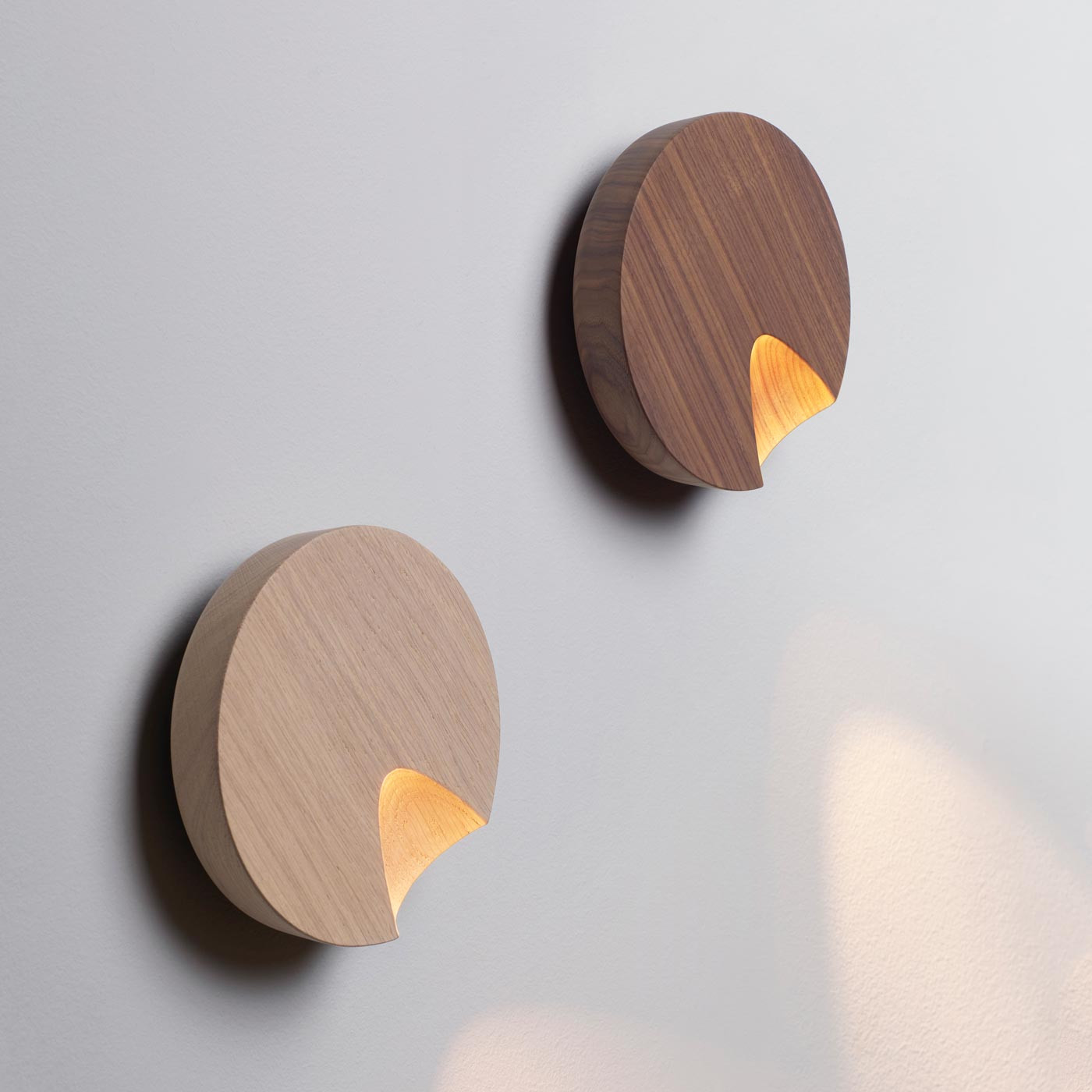 Vibia Бра Dots 4662 White Oak от Vibia — в интерьере