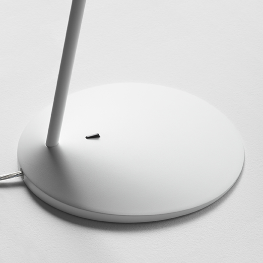 Vibia Настольная лампа I.Cono Black Grey от Vibia — в интерьере