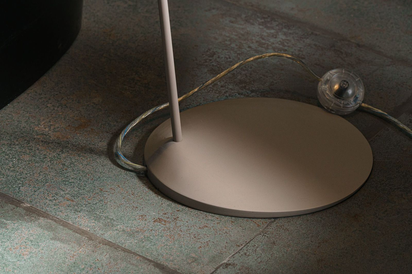 Vibia Торшер I.Cono 0712 Biegi от Vibia — в интерьере