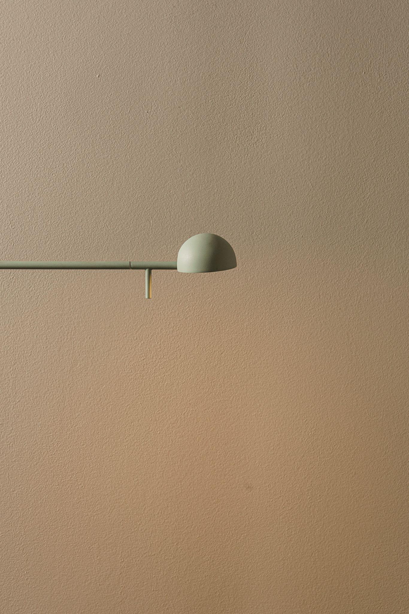 Vibia Настольная лампа Pin 1655 Green от Vibia — в интерьере