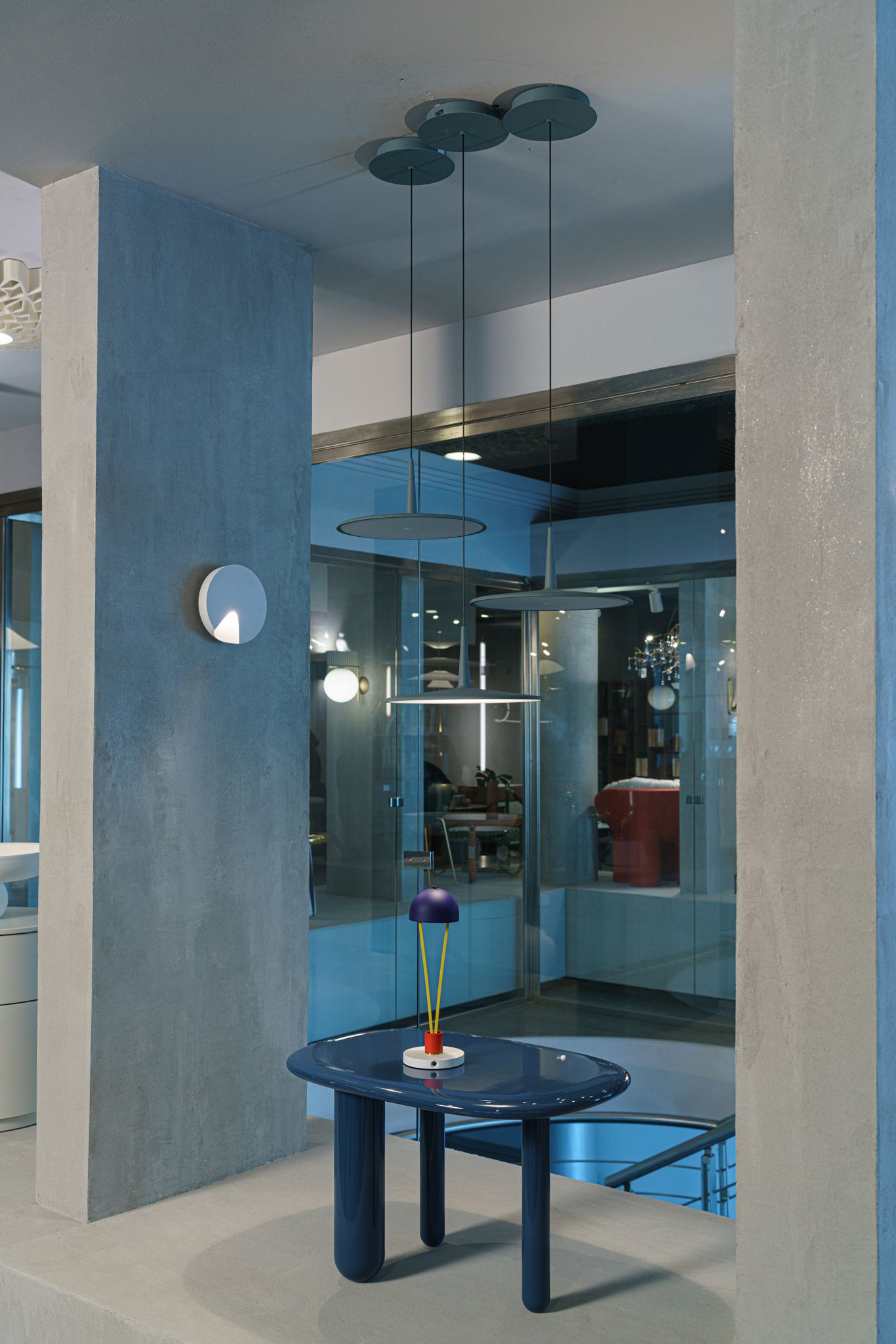Vibia Подвесной светильник Skan 0270 Blue от Vibia — в интерьере