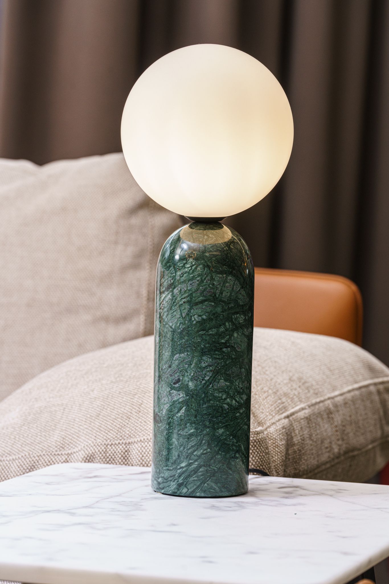 Contardi Настольная лампа Emma TA Green Guatemala Marble от Contardi — в интерьере