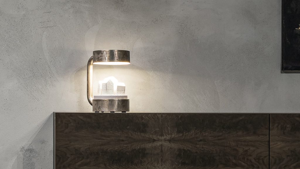 Henge Настольная лампа Compound Light от Henge — в интерьере