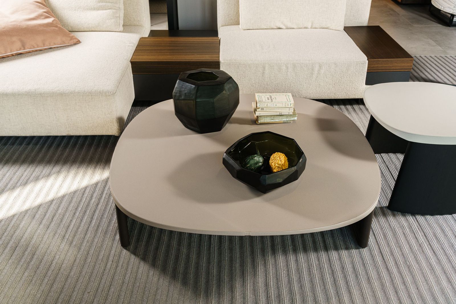 Molteni&C Журнальный столик Cleo 120 от Molteni & C — в интерьере