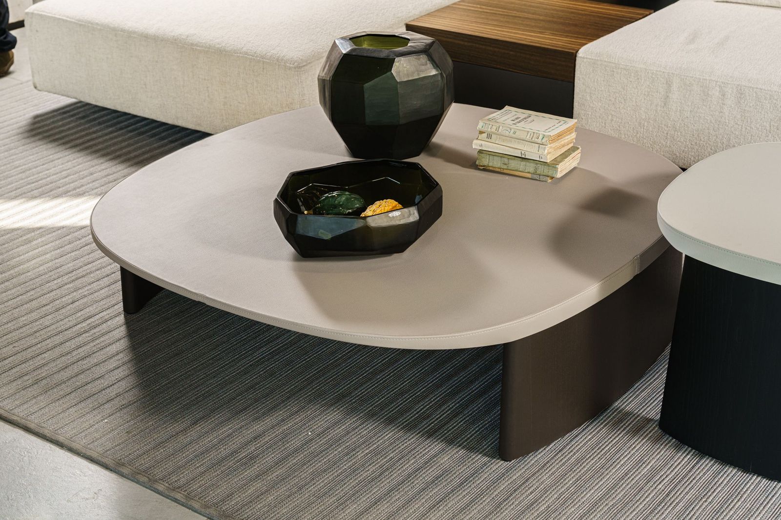 Molteni&C Журнальный столик Cleo 120 от Molteni & C — в интерьере