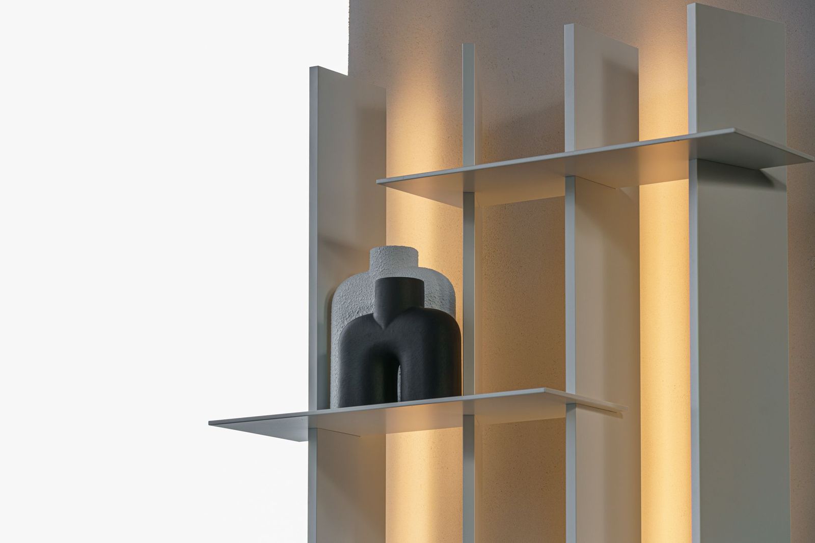 Flou Стеллаж с подсветкой CCLight White от Flou — в интерьере