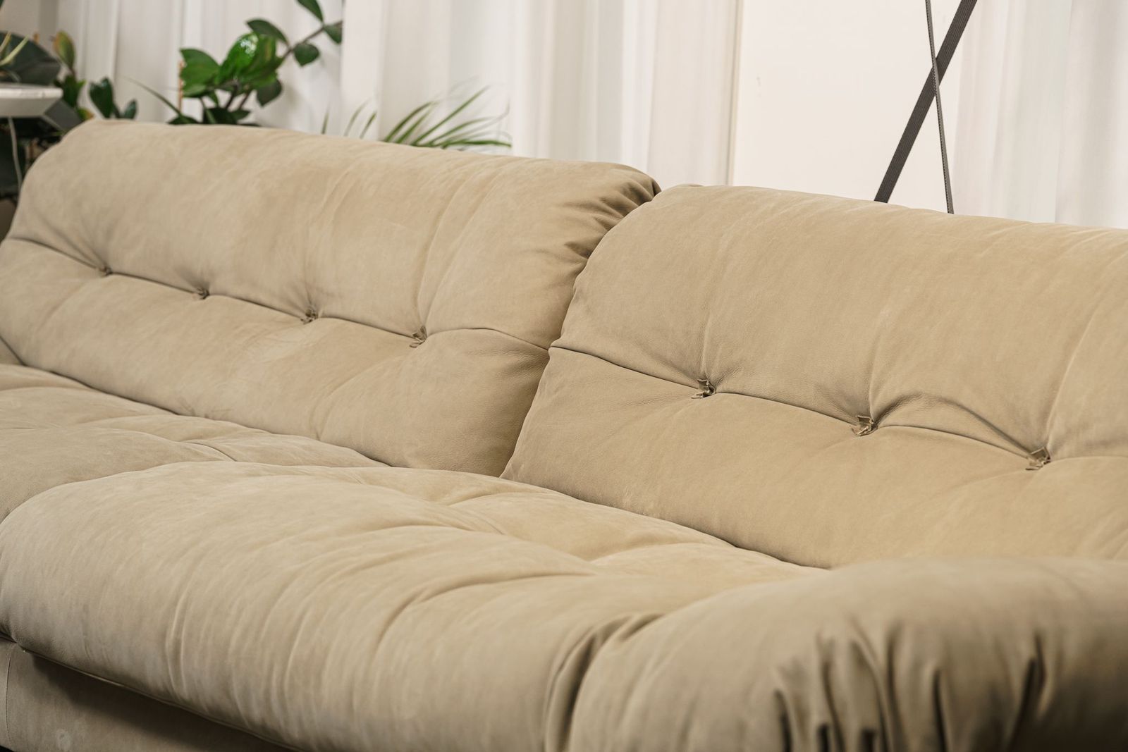 Baxter Диван трехместный Milano Kashmir Mimetique от Baxter — в интерьере