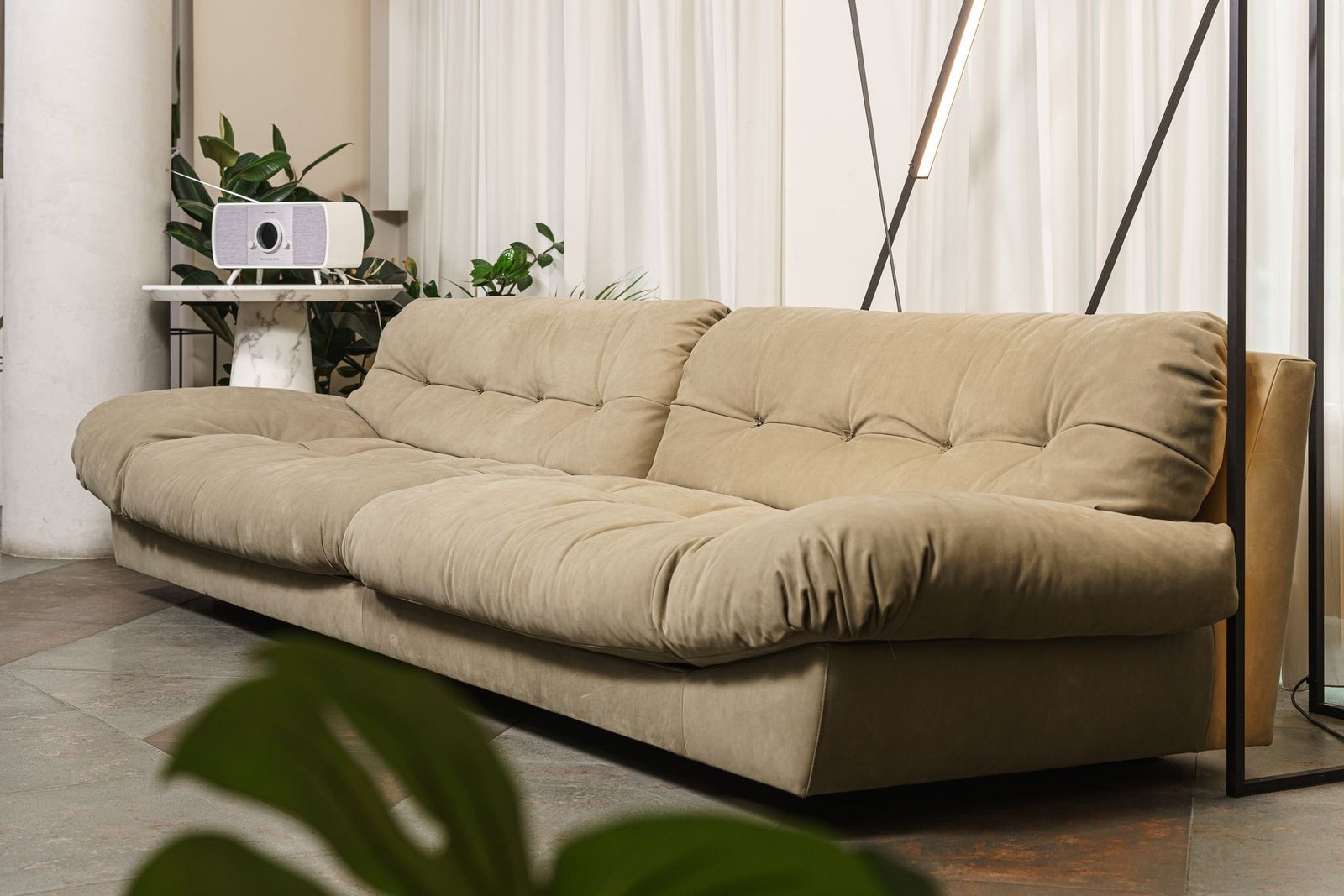 Baxter Диван трехместный Milano Kashmir Mimetique от Baxter — в интерьере
